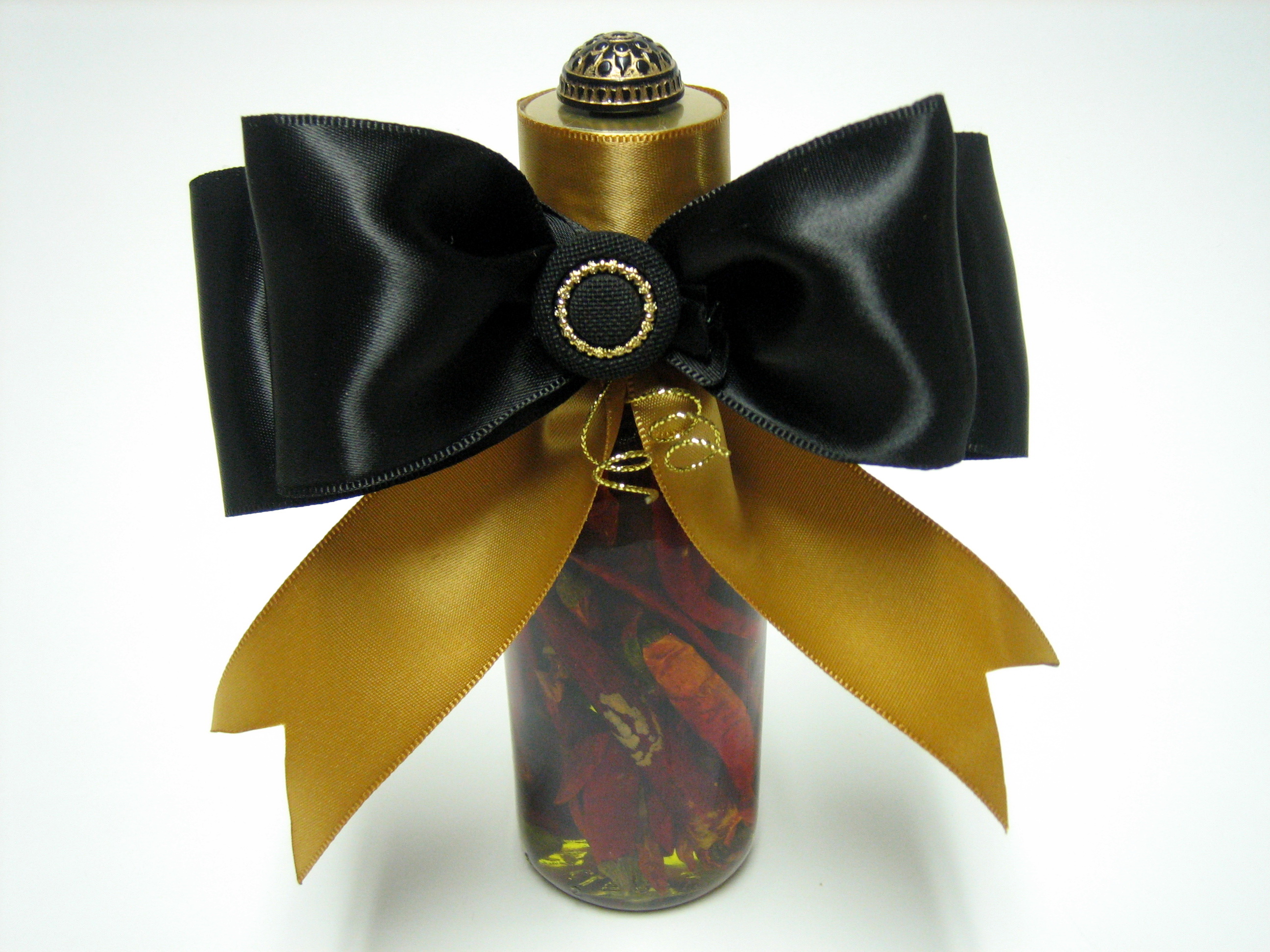 Olive Oil and Dried Peppers - How to make Pretty bows with ribbons
