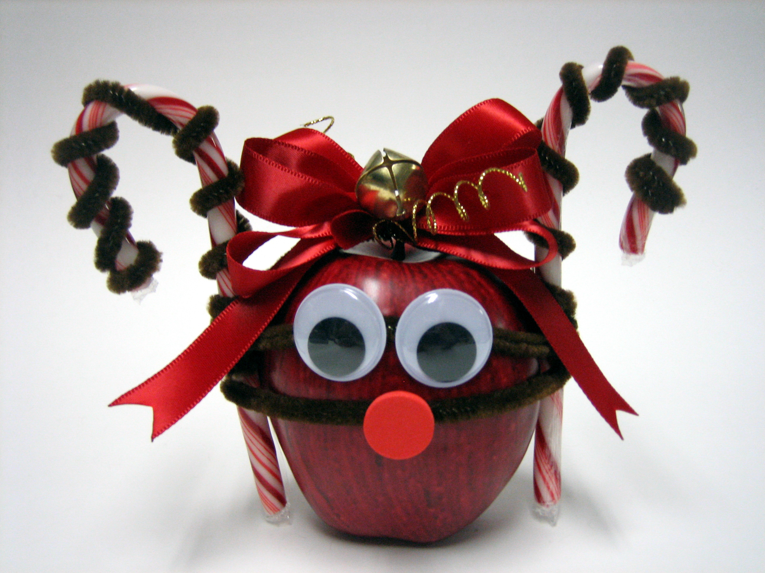 Reindeer Apple - Bowdabra DIY craft ideas