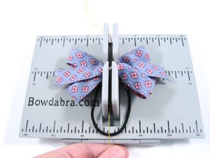 How to make ribbon bows with Bowdabra