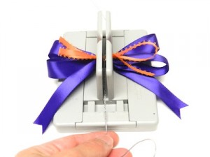 How to make ribbon bows