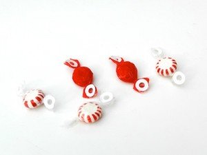 create gorgeous Valentine necklaces