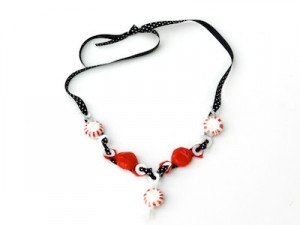 Valentine Candy Necklaces Ideas