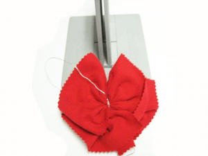 Make Bowdabra Valentine’s Day Cloth Flower Pin 