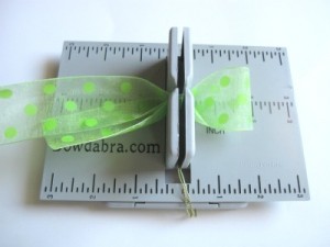 Bowdabra Tool With Ribbon