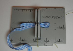 Gift Wrapping Bow 
