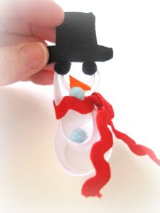 Winter Crafts: Snowman Ornament