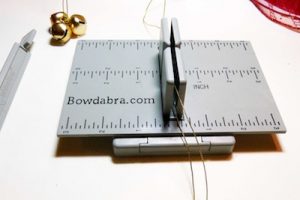 Bow maker tool