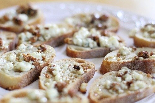 This Mama Loves Gorgonzola Cheese Appetizers