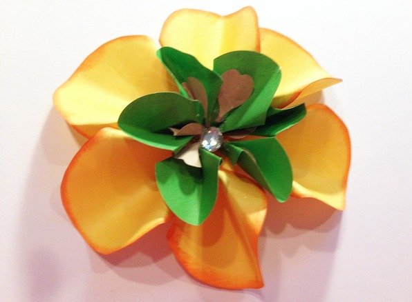 DIY tutorial for St. Patrick's Day Paper Flowers
