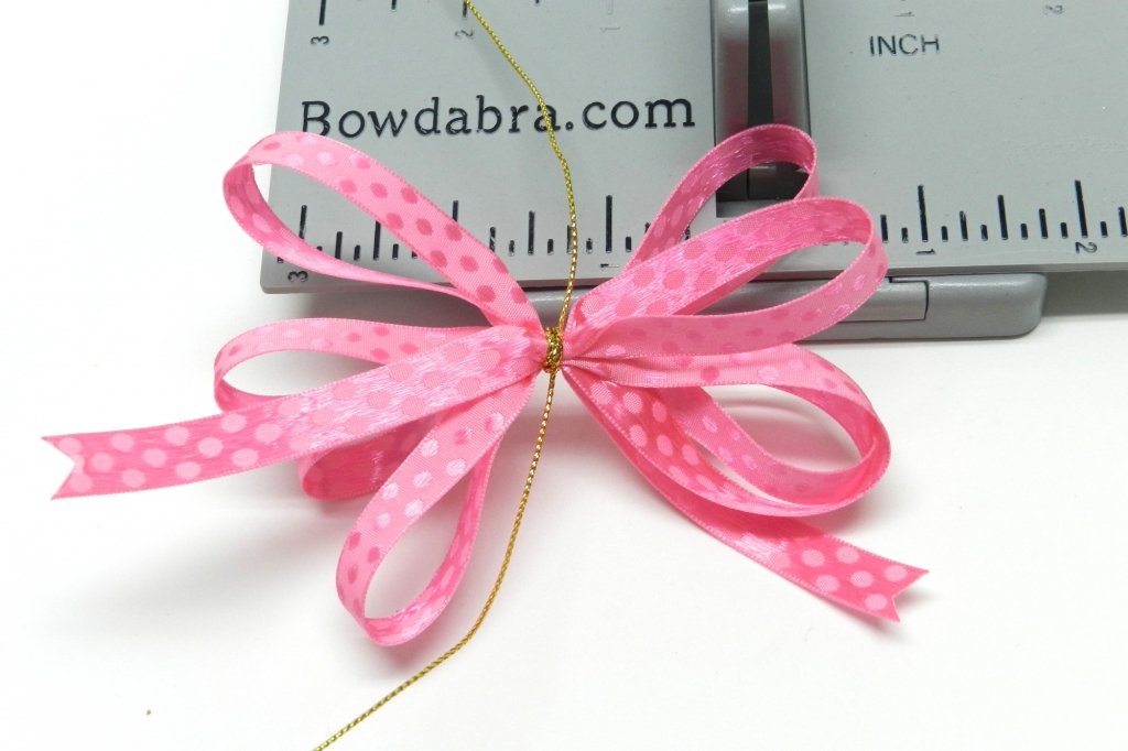 How to make a bow out of ribbon