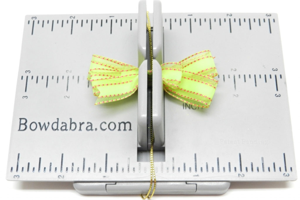 {Recycled Jewelry} Sweater Cuff Bracelet with Bow