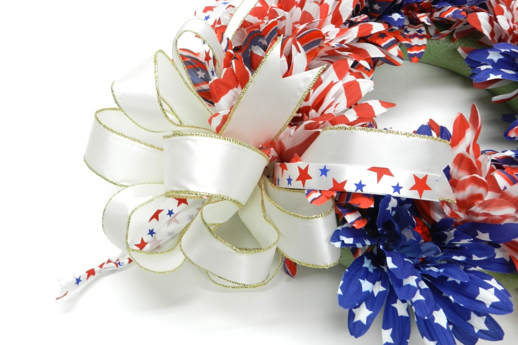 Fourth of July Floral Wreath with Bowdabra Bow