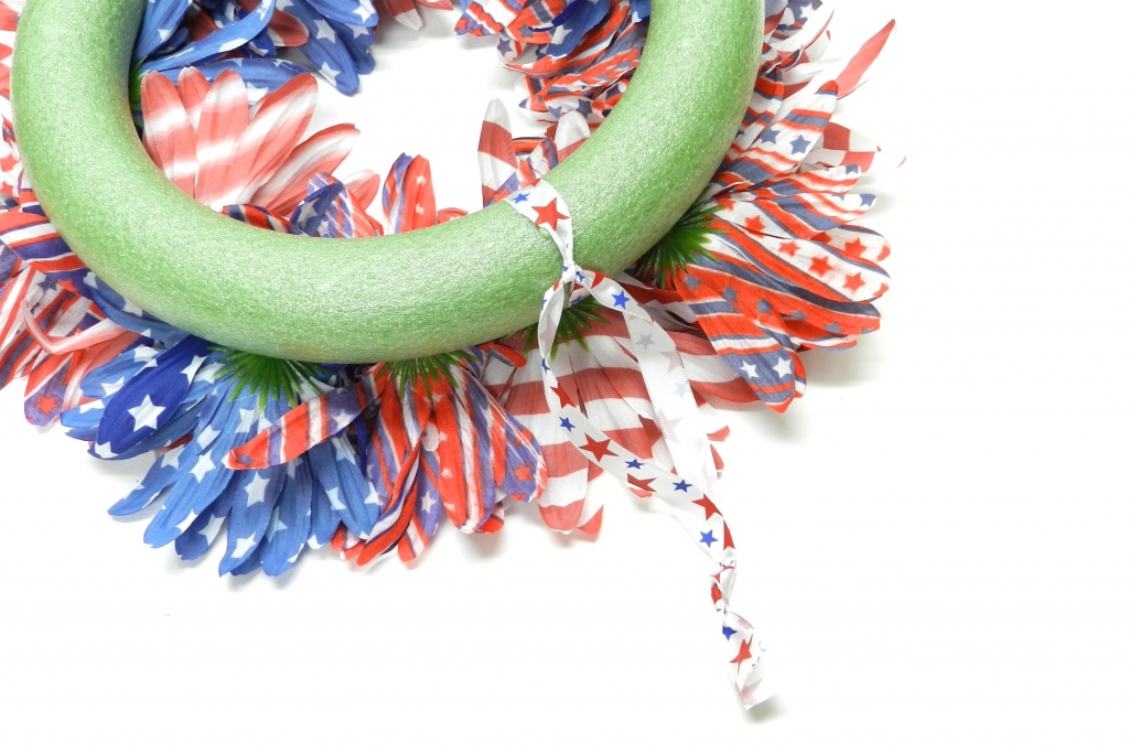 Fourth of July Floral Wreath with Bowdabra Bow
