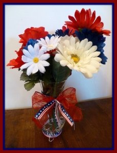 Easy to Make Patriotic Crafts with Bowdabra Bowmaker