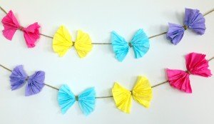 Crepe paper bow garland