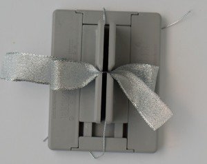 how to make bow for ornament