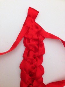 Valentine’s Day Ribbon Lei wreath