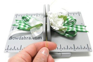 St. Patrick's Day home decor bow - bow wire 