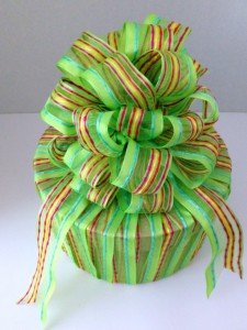 Mothers Day Crafts Ideas - ribbon wrapping gifts