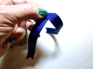 grosgrain ribbon bow