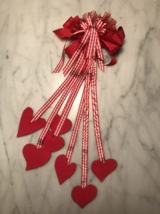 how to make professional bows - Wall Hanging Valentine