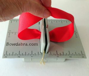 make a angry birds hair bow