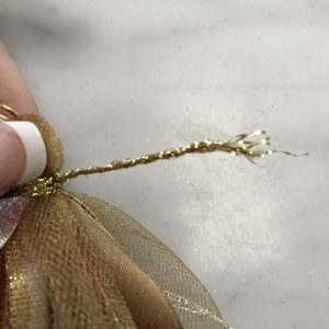 how to make a decorative tassel