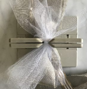 easy making wedding decor bows
