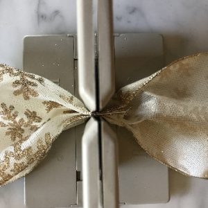 How to make a bow with Bowdabra