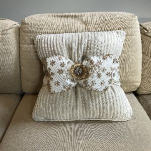 Bowdabra Home Decor - Holiday Throw Pillow