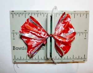 make a dog bow with bow maker tools