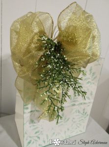 beautiful & easy DIY bows for holiday gift bags