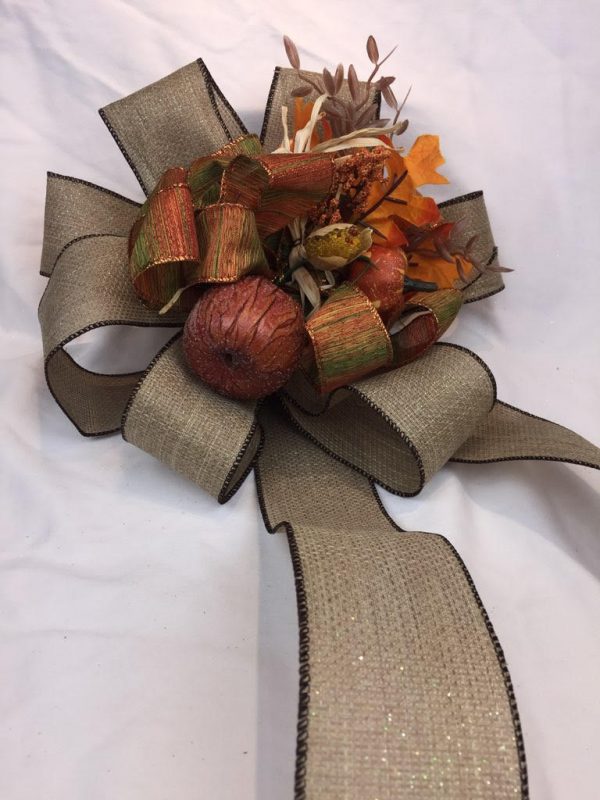 SIMPLE DECORATED FALL BOW