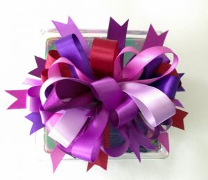 how to make a gift bow