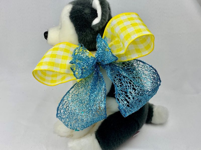 cute little spring bow for big dogs