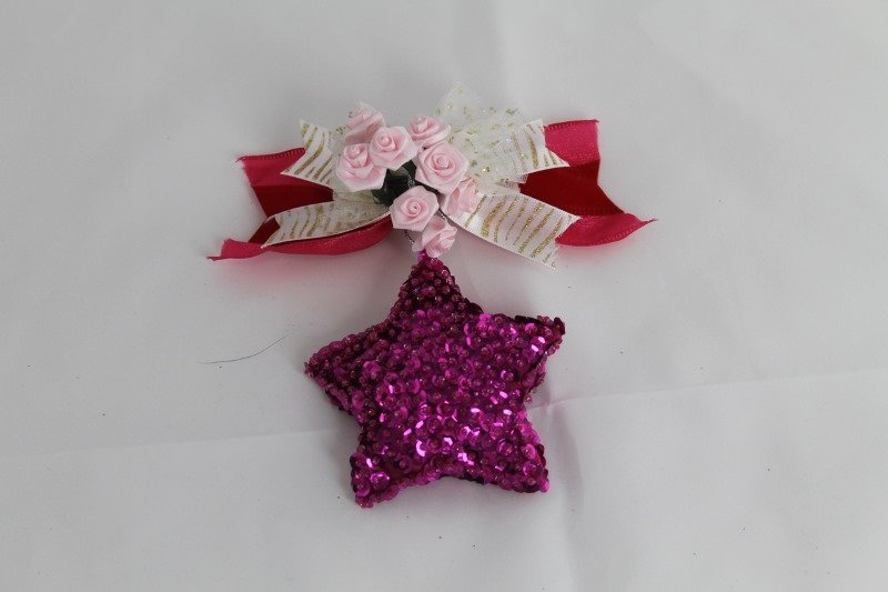 cute little ponytail holder/gift wrap bow