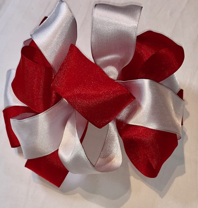 Loopy Fold and Twist Bow