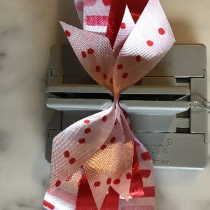 Add Spike Ribbons to Mini Bowdabra