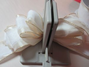 How to make Simple wreath bow