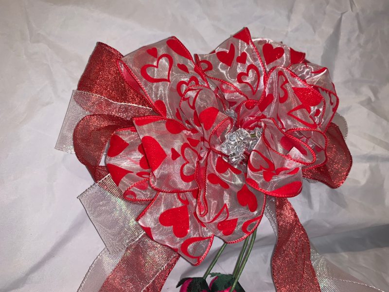 A Valentine wreath bow