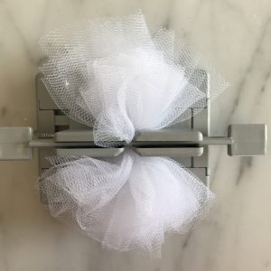 Compress Tulle with Wand