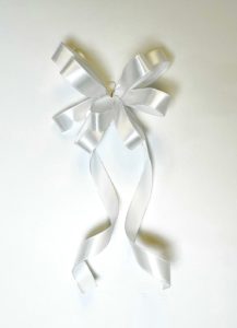 DIY ribbon bow