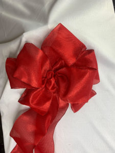 How to make a perfectly beautiful big red bow with Bowdabra