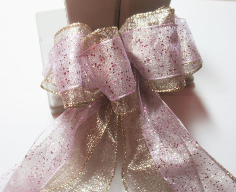 How to make the perfect Bowdabra gift bow for all occasions