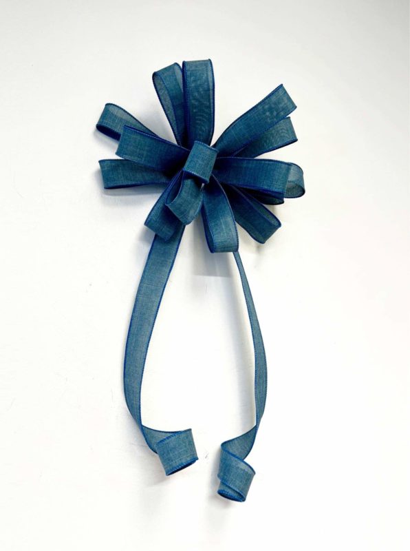 DIY Traditional ribbon Bow