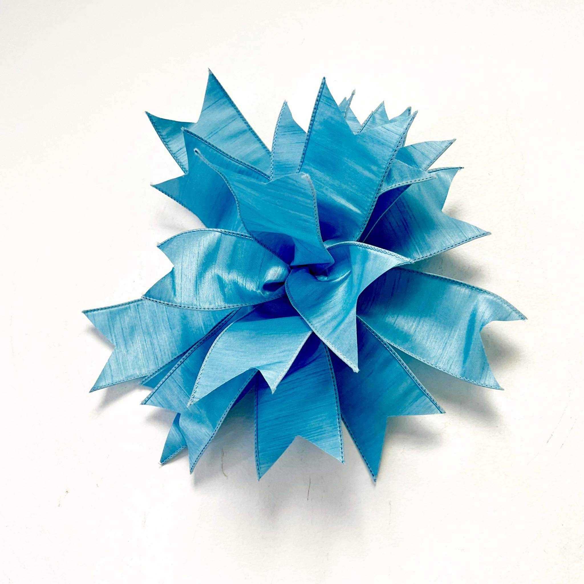 Create DIY Classic Style Wreath & Bows Bowdabra Tutorial