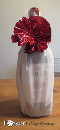 How to create a charming Valentine’s Day decorated wine bottle with Bowdabra