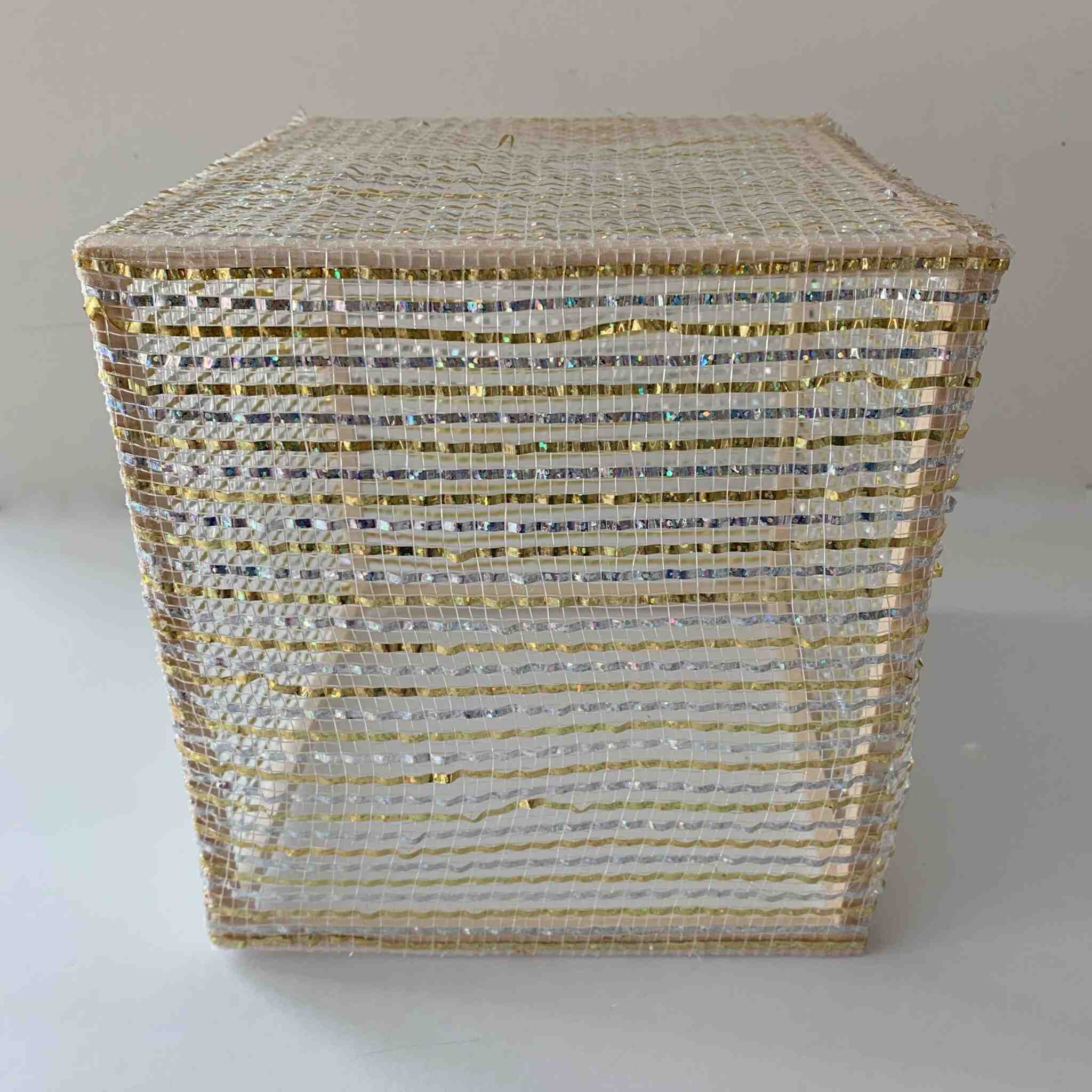 How to make your holiday decor special with a light up gift box