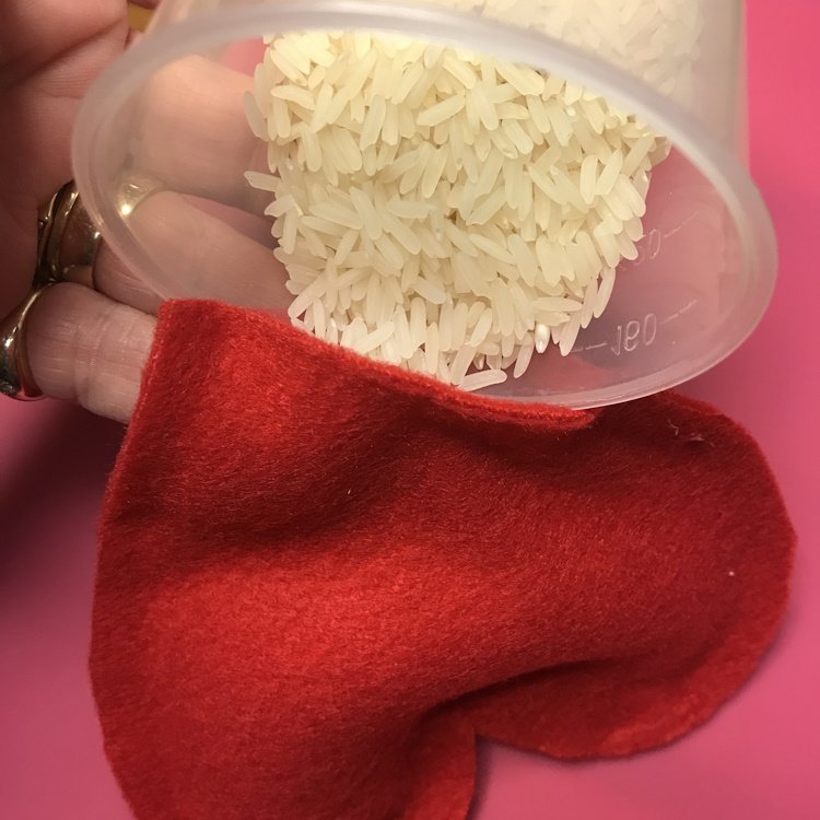 Fill Hand Warmer with Rice : Bowdabra